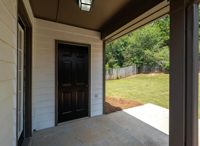 Building Photo - 160 Carrington Ln
