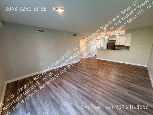 Building Photo - 3048 32nd St SE