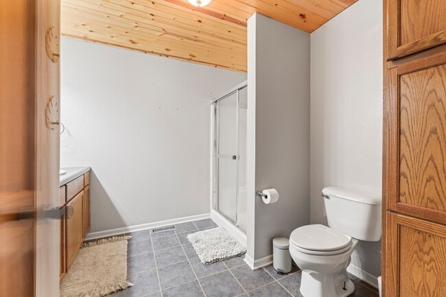 Building Photo - Cute 1 bedroom single family home