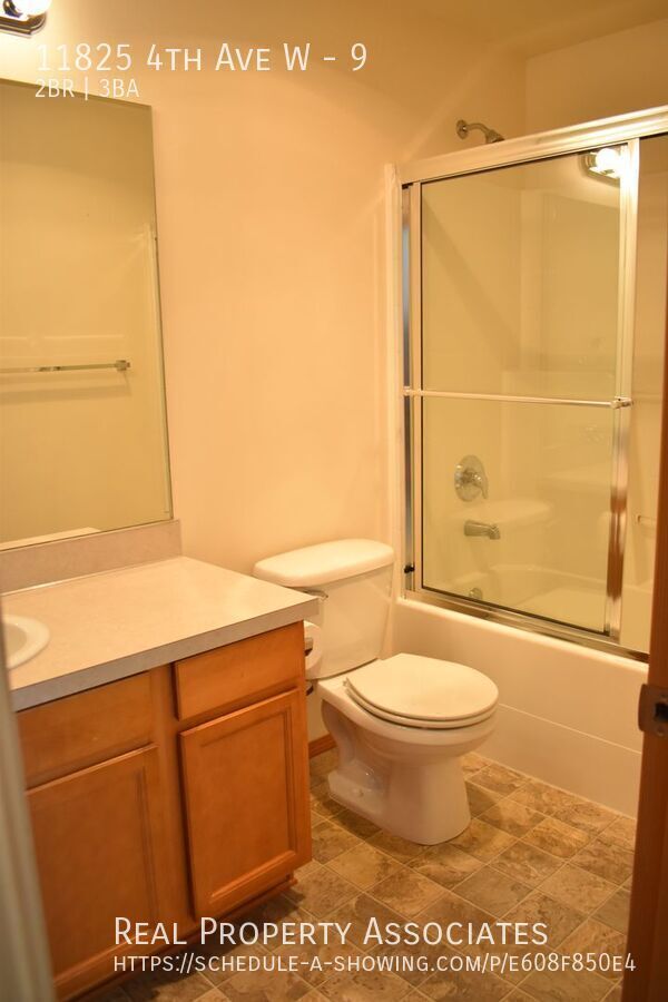 Building Photo - 11825 4th Ave W