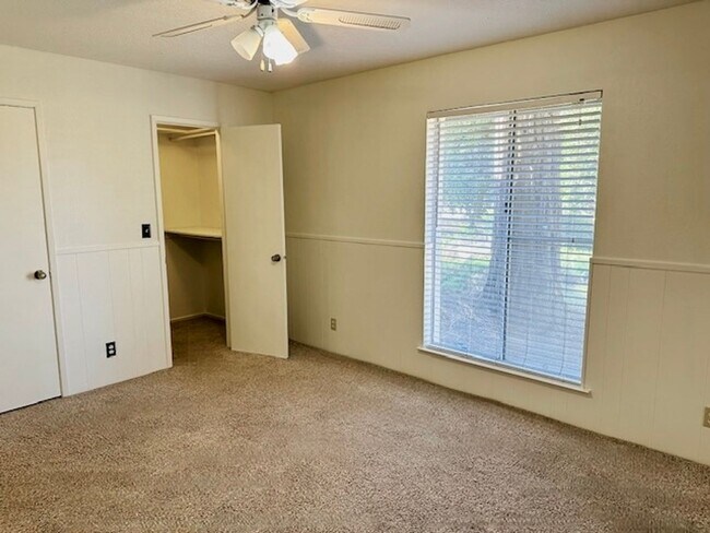 Building Photo - $3,300 Fowler & Shepherd, Solar & Swimming...