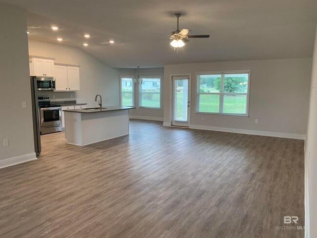 Building Photo - 1329 Makaira Dr