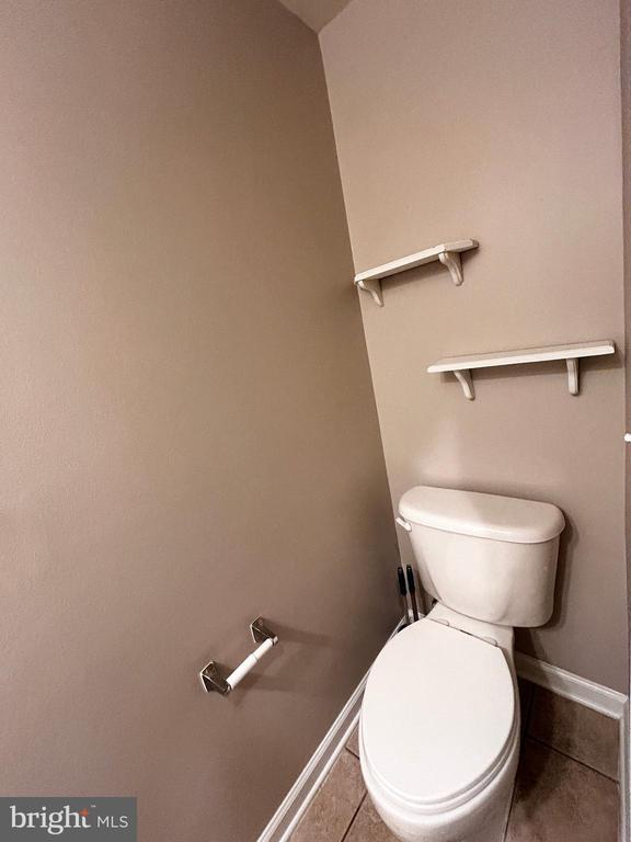 Building Photo - 312 Quinton Oaks Cir
