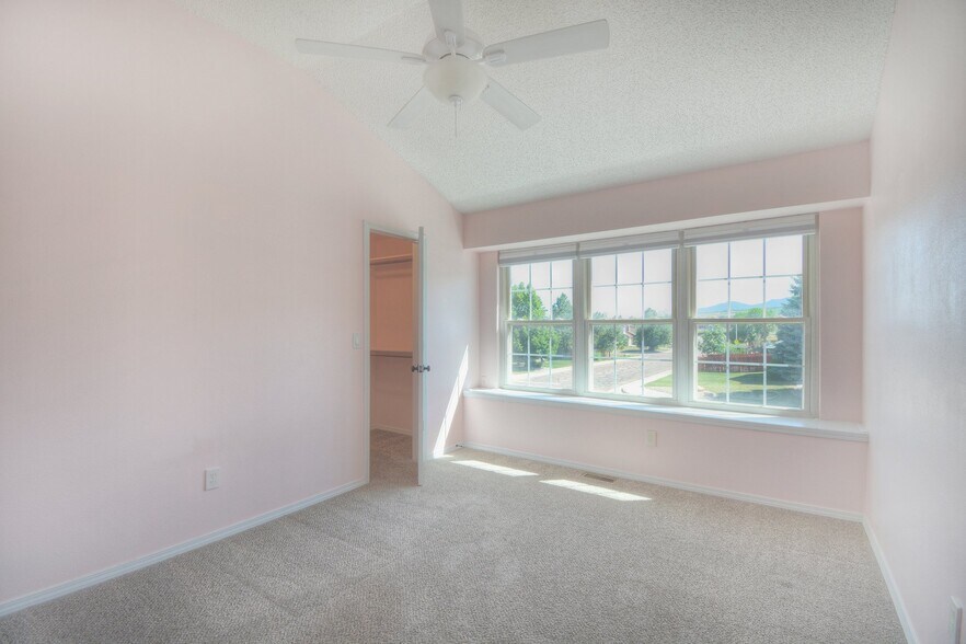 Building Photo - 1276 Canoe Creek Dr N