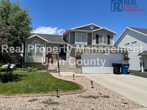 Building Photo - Spanish Fork Home
