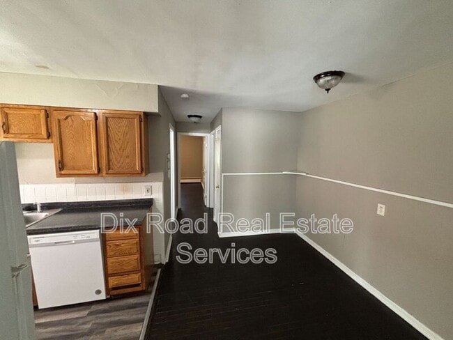 Building Photo - 3186 Saffer St