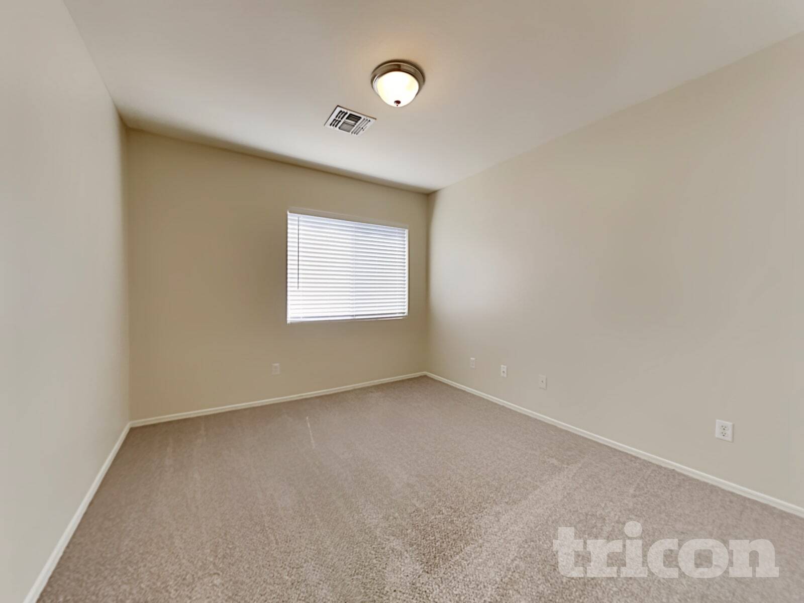 Building Photo - 11634 W Vogel Ave