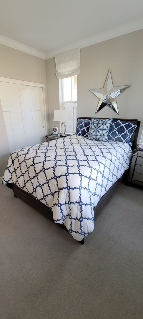 Building Photo - Gorgeous 4 Bedroom Model Home in the Cannery