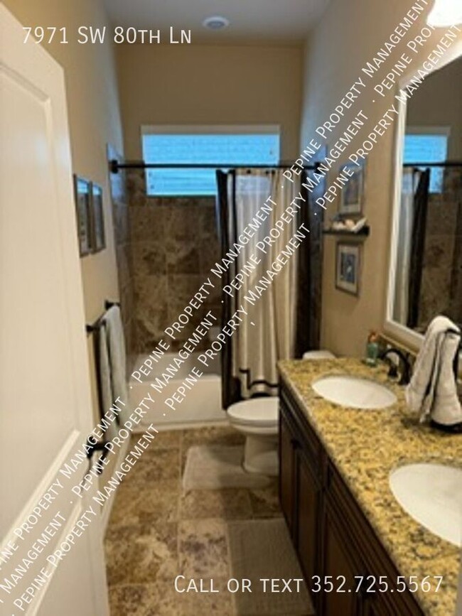 Building Photo - 7971 SW 80th Ln