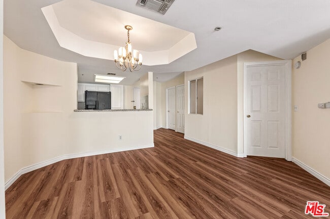 Building Photo - 4755 Templeton St