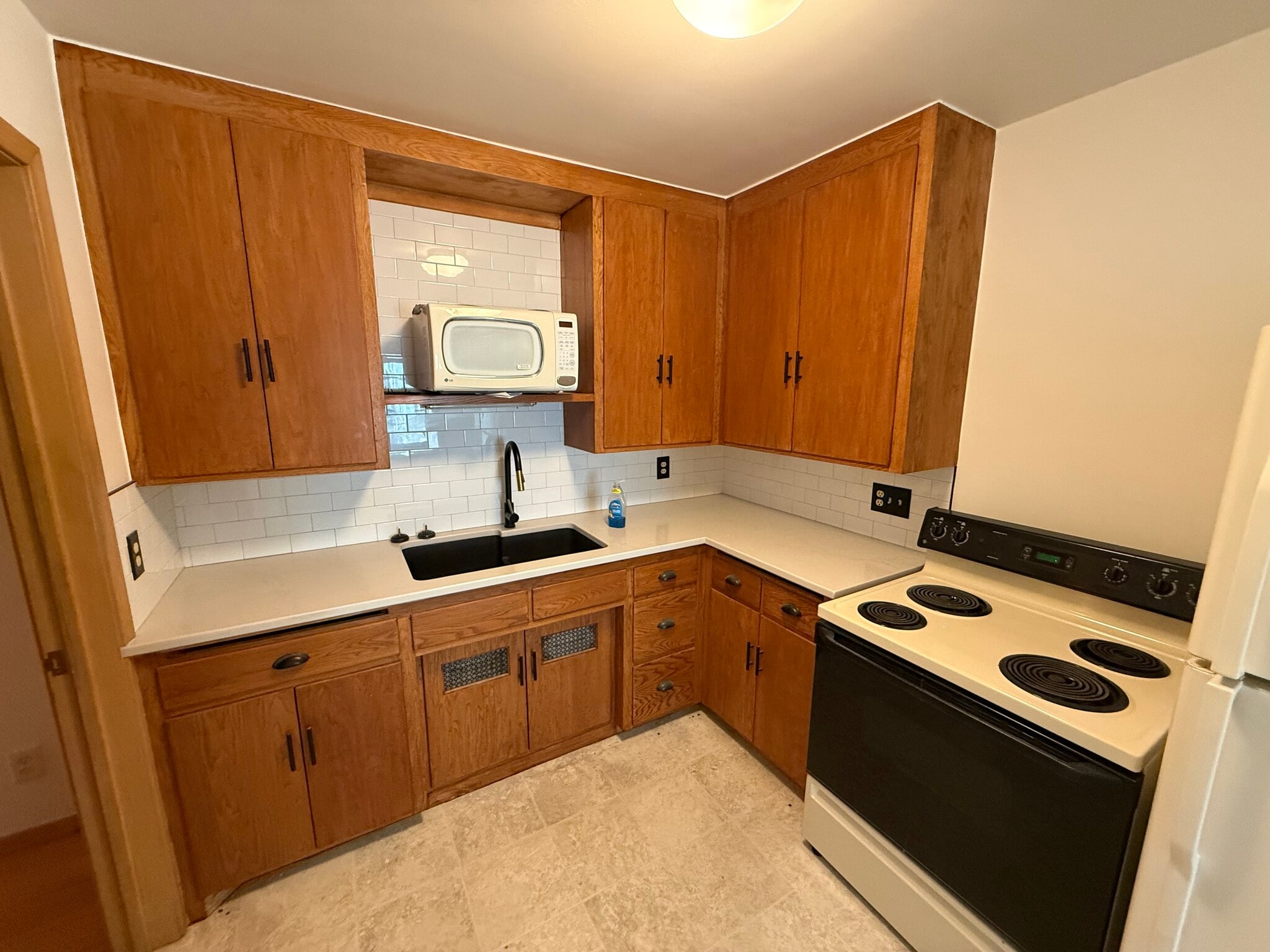 Building Photo - 3537 Holmes Ave S