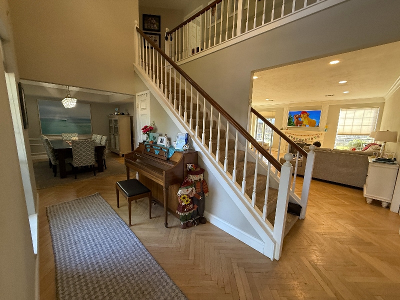 Building Photo - 4010 Crestwood Dr