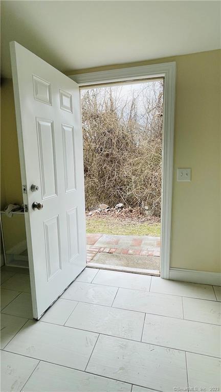 Building Photo - 31 Brainerd Rd