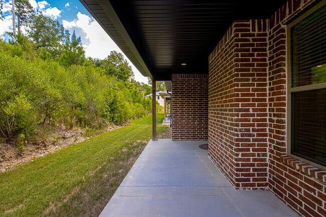 Building Photo - 308 Kanis Ridge Dr
