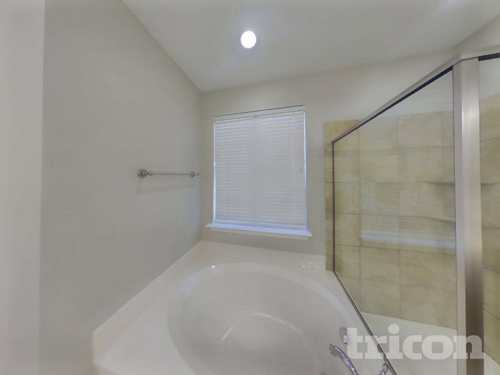 Building Photo - 114 Cole St