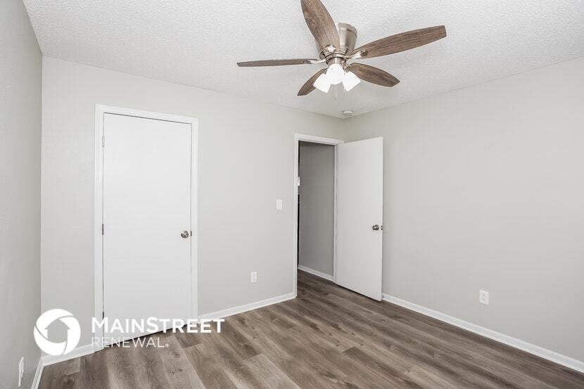 Building Photo - 4550 Riverbrook Ln