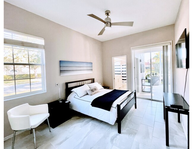 Building Photo - 6516 Windjammer Pl