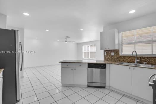 Building Photo - 14358 SW 90th St