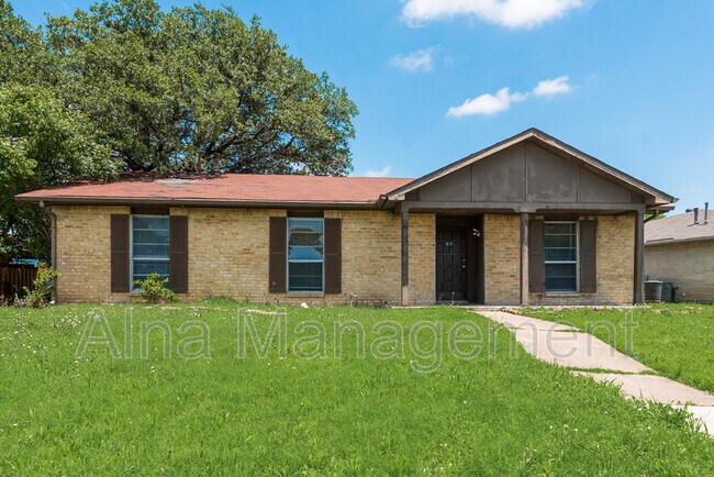 Building Photo - 3108 Oak Hill Rd