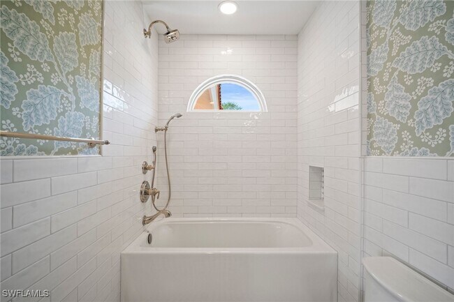 Building Photo - 11448 Quail Village Way