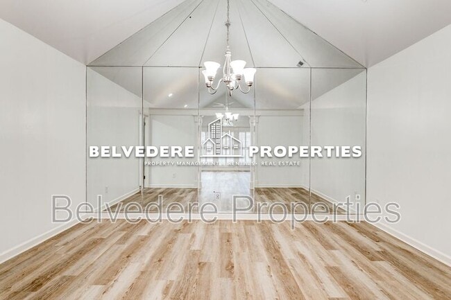 Building Photo - 19-A Park Village Ln