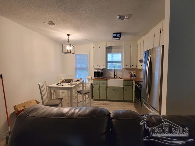 Building Photo - 364 Petty Dr