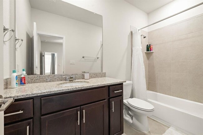 Building Photo - 604 Spindrift Ln