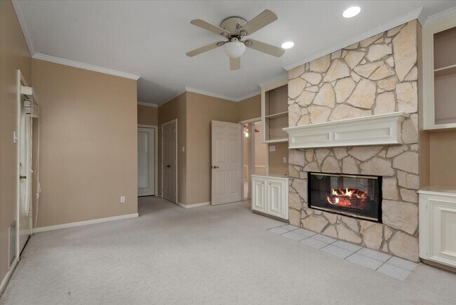 Building Photo - 14151 Buckingham Ln