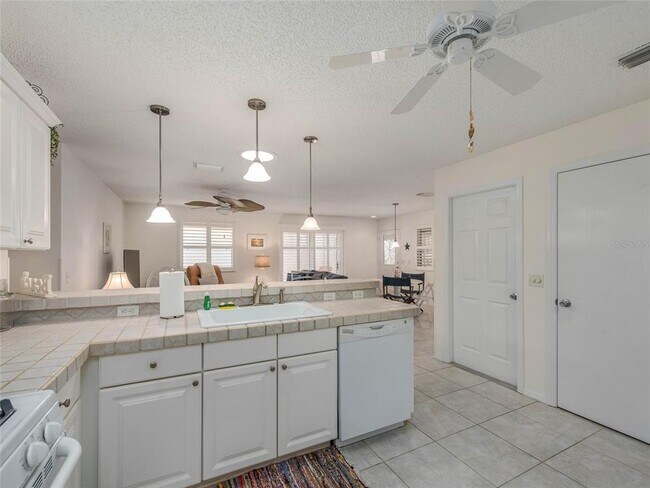 Building Photo - 1736 Watts Mill Way