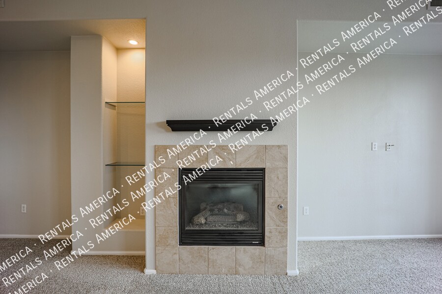 Building Photo - 6745 N 93RD Ave