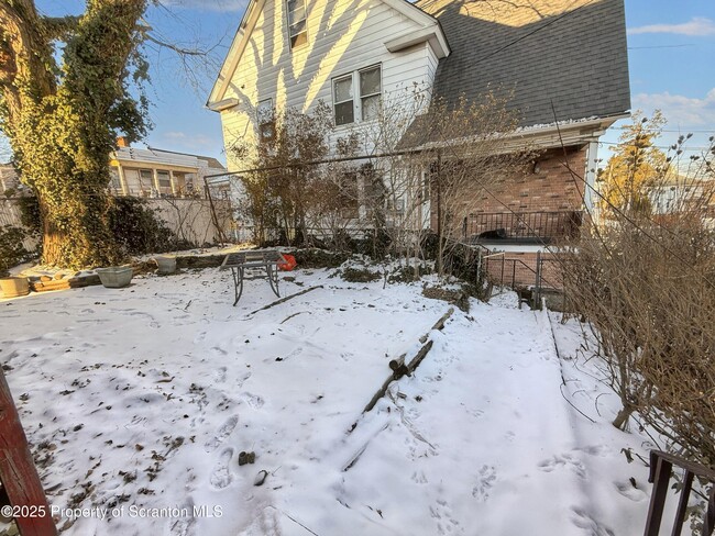 Building Photo - 1513-1515 Myrtle St