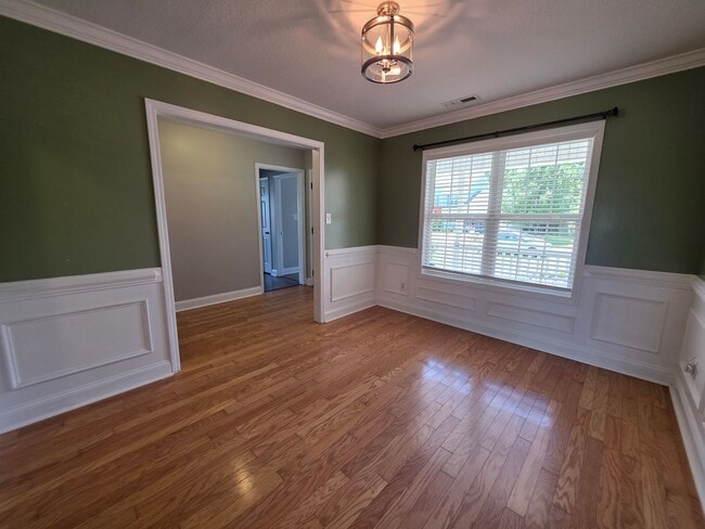 Building Photo - Spacious 4-Bedroom Bryan Farms Beauty with Bonus Suite, Large Fenced Yard & RV/Boat Parking!
