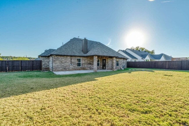 Building Photo - Stunning 3-bedroom, 2-bathroom home on an over-sized lot in Aledo ISD!