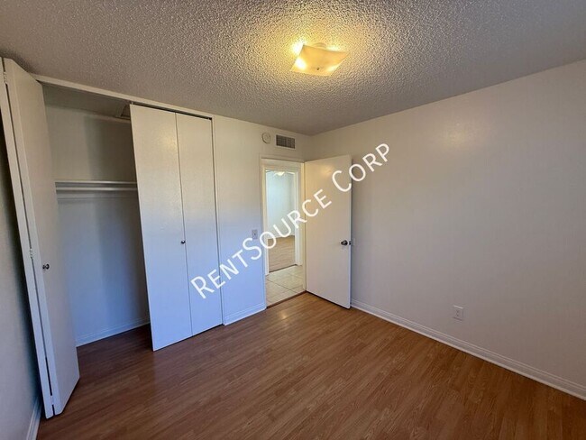 Building Photo - 1177 W Ave J-11