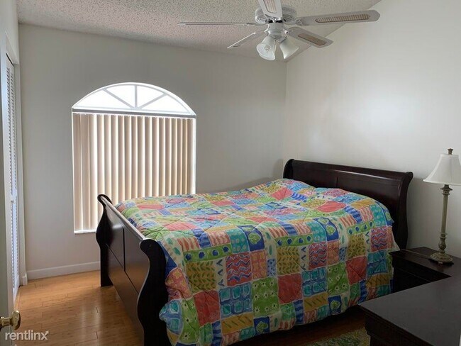 Building Photo - 3 br, 2 bath House - 202 Wedgewood Cir