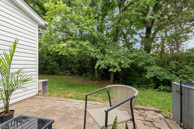 Building Photo - 650 Flintlock Ct