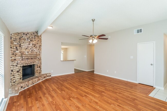 Building Photo - 10911 Kirkbud Ln