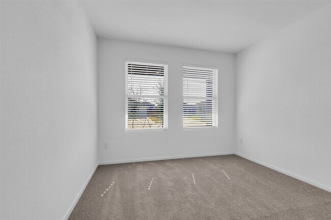 Building Photo - 26730 Willow Ln