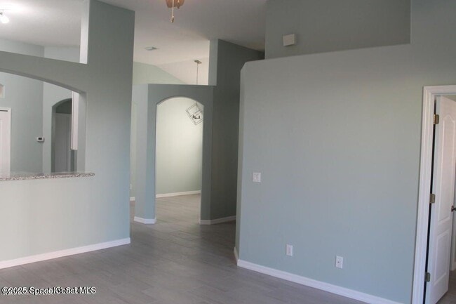 Building Photo - 3121 Atocha Ln