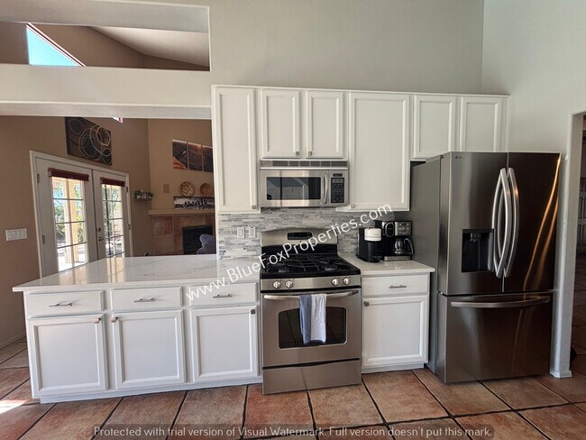 Building Photo - 10706 N Sand Canyon Pl