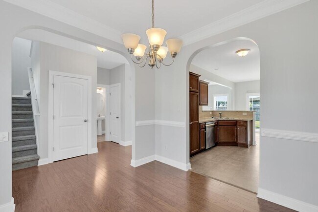 Building Photo - Beautiful home in a great neighborhood!