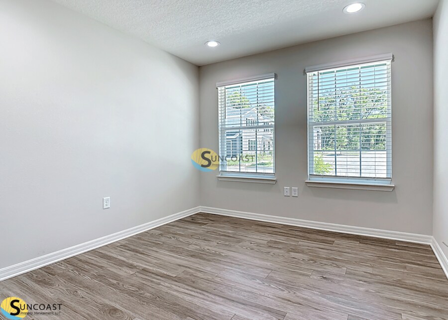 Building Photo - 3821 SW 43rd Ct