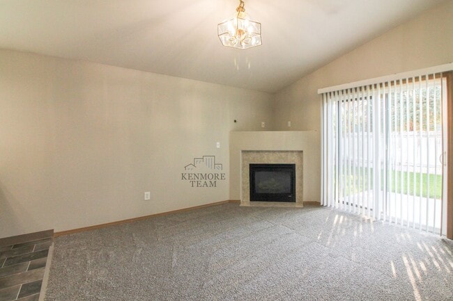 Building Photo - 5108 Montague Ln
