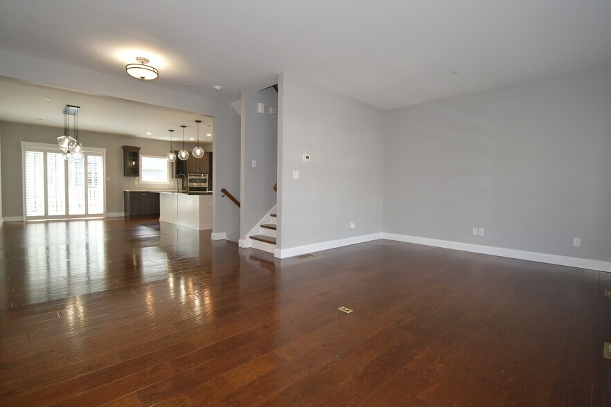 Building Photo - 212 Park Pl