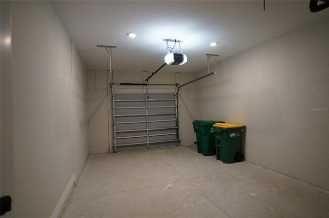 Building Photo - 12032 Tetzel Ave