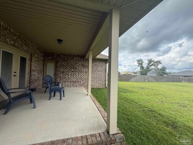 Building Photo - 5511 Micanopy Dr