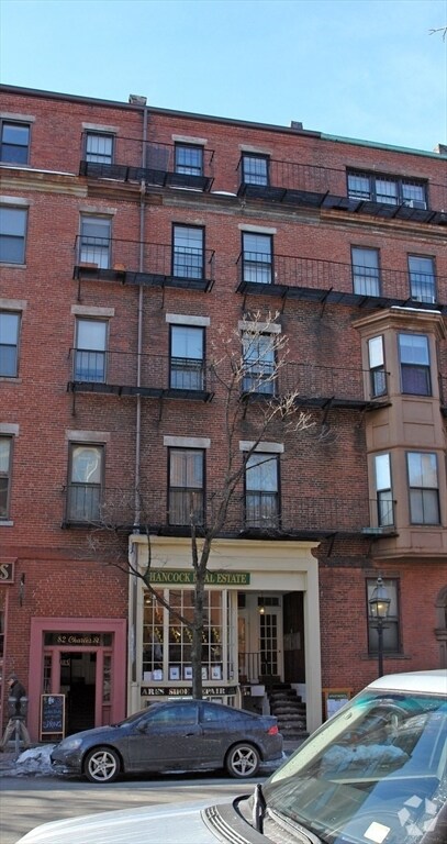 Building Photo - 84 Charles St