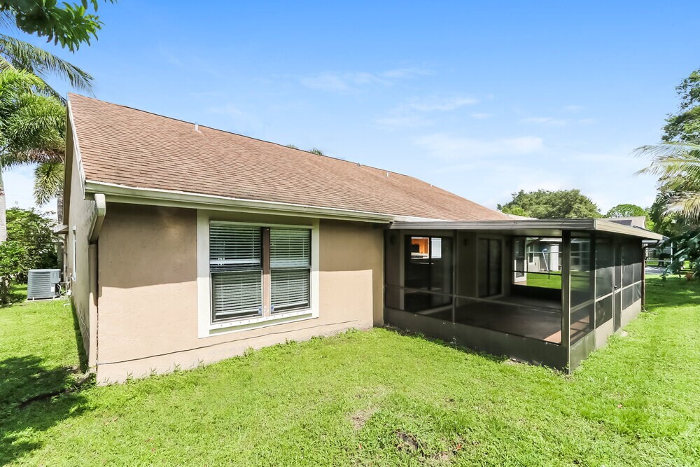 Building Photo - 108 Sherwood Dr