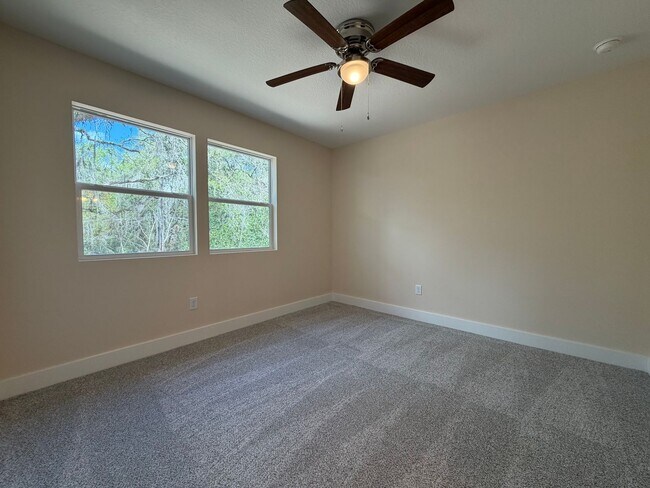 Building Photo - 4409 NW 31st Ave