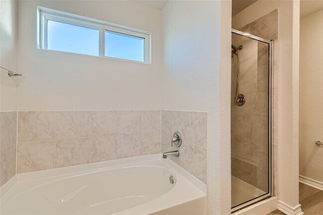 Building Photo - Awesome Amenities!